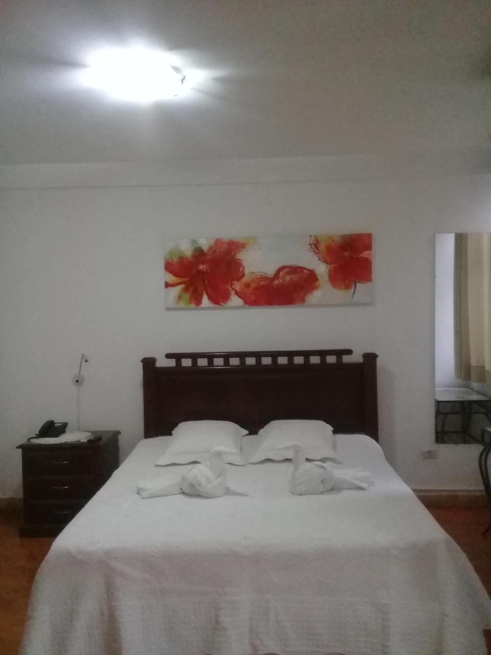 Buen Retiro Apart Hotel Santa Cruz de La Sierra Zewnętrze zdjęcie